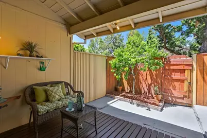 1361 Highland Ct, Milpitas, CA 95035 - Photo 17