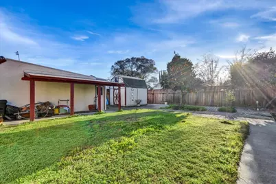 251 S 21st St, San Jose, CA 95116 - Photo 17