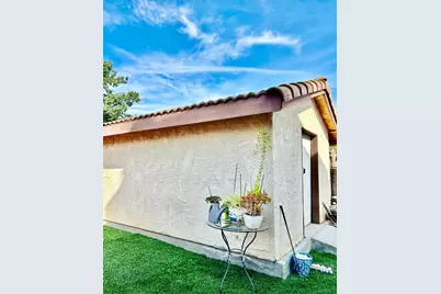 2071 Sunset View Pl, San Jose, CA 95116 - Photo 19