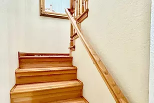 2071 Sunset View Pl, San Jose, CA 95116 - Photo 11