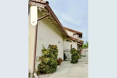 2071 Sunset View Pl, San Jose, CA 95116 - Photo 5