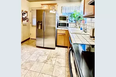 2071 Sunset View Pl, San Jose, CA 95116 - Photo 9