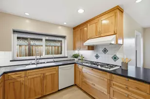 1521 Estelle Ave, San Jose, CA 95118 - Photo 13