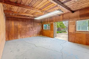 751 W 6th St, Gilroy, CA 95020 - Photo 47