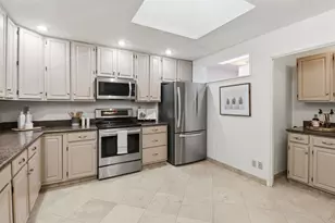 1152 Village Dr, Belmont, CA 94002 - Photo 5