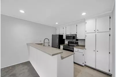 6145 Shelter Creek Ln, San Bruno, CA 94066 - Photo 5