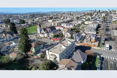 1736 23rd Ave, Oakland, CA 94606 - Photo 3
