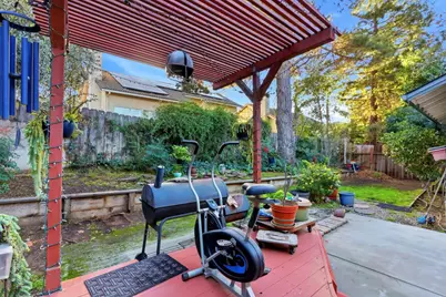 1521 Las Brisas Dr, Hollister, CA 95023 - Photo 23