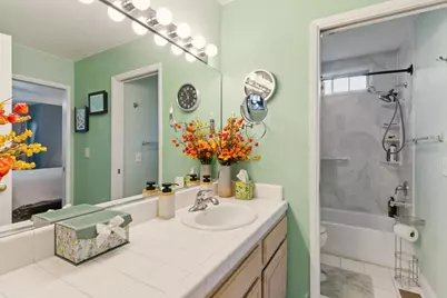 1521 Las Brisas Dr, Hollister, CA 95023 - Photo 17