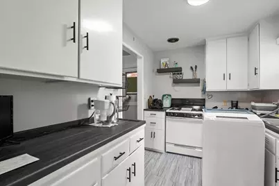 2745 Byron St, Palo Alto, CA 94306 - Photo 9