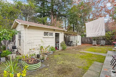 2745 Byron St, Palo Alto, CA 94306 - Photo 19