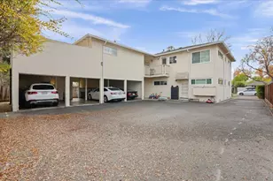 2735 Byron St, Palo Alto, CA 94306 - Photo 17