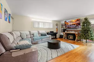 2735 Byron St, Palo Alto, CA 94306 - Photo 5