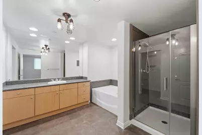 130 E San Fernando St 419, San Jose, CA 95112 - Photo 11