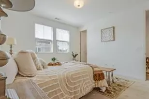 2036 Trento Loop, Milpitas, CA 95035 - Photo 9