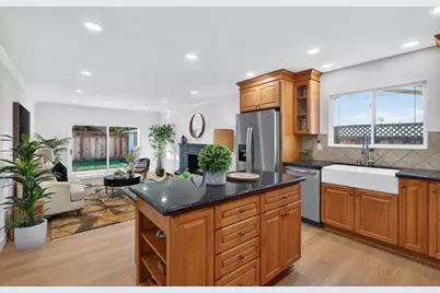 1056 Wallace Dr, San Jose, CA 95120 - Photo 21