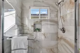 1056 Wallace Dr, San Jose, CA 95120 - Photo 29