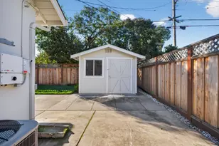 1056 Wallace Dr, San Jose, CA 95120 - Photo 37