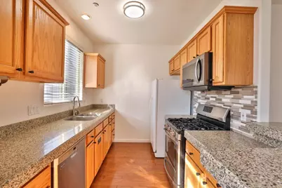 25106 Angelina Ln 21, Hayward, CA 94544 - Photo 7