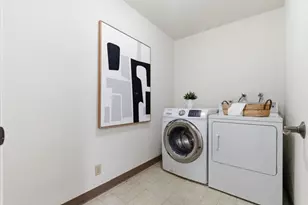 3871 Panda Ct, San Jose, CA 95117 - Photo 9