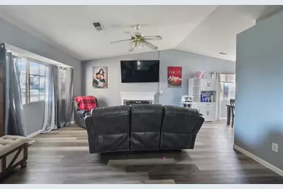 15 E San Pedro St, Merced, CA 95341 - Photo 5