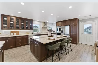 87 Exeter Ave, San Carlos, CA 94070 - Photo 17