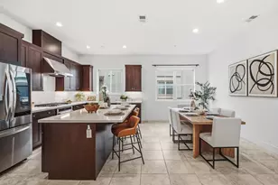 323 Harcot Ter, Sunnyvale, CA 94085 - Photo 9