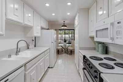 5277 Cribari Corner, San Jose, CA 95135 - Photo 7