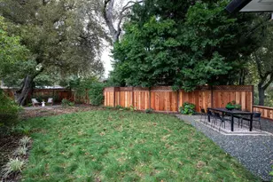 812 Woodland Ave, Menlo Park, CA 94025 - Photo 17