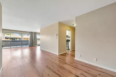 121 Buckingham Dr 25, Santa Clara, CA 95051 - Photo 3