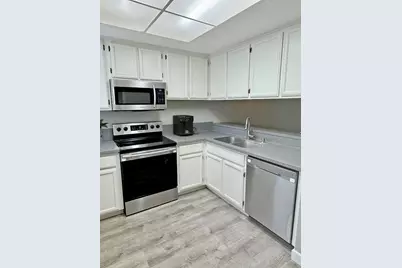 1068 Summershore Ct, San Jose, CA 95122 - Photo 9