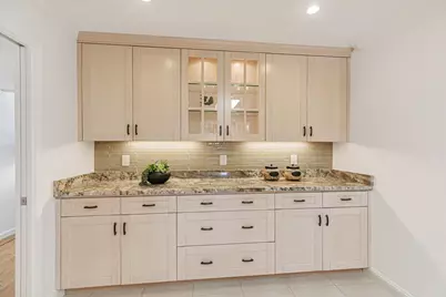 19437 Via Real Dr, Saratoga, CA 95070 - Photo 9