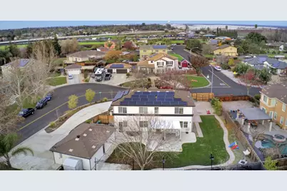 7654 W Rena Dr, Tracy, CA 95304 - Photo 5