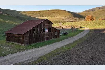 2000 Scott Creek Rd, Milpitas, CA 95035 - Photo 19