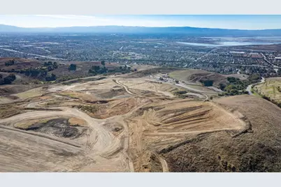 2000 Scott Creek Rd, Milpitas, CA 95035 - Photo 75