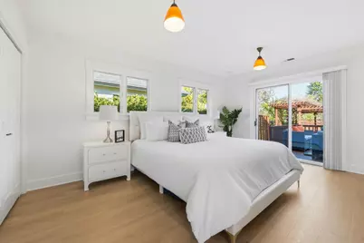 1015 High St, Palo Alto, CA 94301 - Photo 15