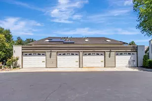 8463 Traminer Ct, San Jose, CA 95135 - Photo 47