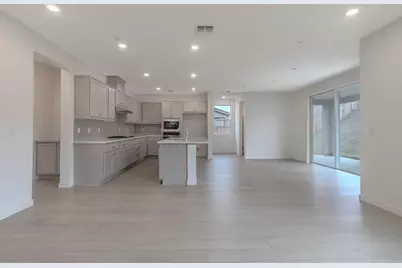 17014 Tupper St, Lathrop, CA 95330 - Photo 9