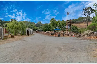 10050 Reese Cir, Salinas, CA 93907 - Photo 3