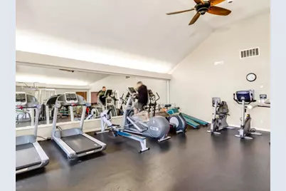 936 Owens Lake Dr, San Jose, CA 95123 - Photo 29