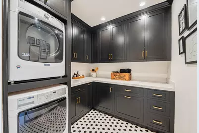 202 Pine St, Salinas, CA 93901 - Photo 43