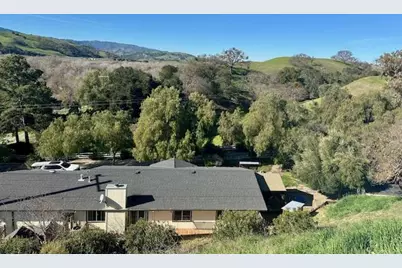 8525 Southside Rd, Tres Pinos, CA 95075 - Photo 23