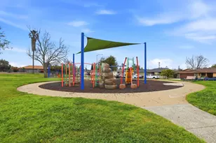 1090 Nez Perce Dr, Hollister, CA 95023 - Photo 51