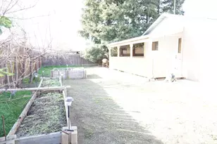 1016 Lombardy Dr, Modesto, CA 95351 - Photo 35