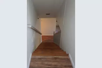 1016 Lombardy Dr, Modesto, CA 95351 - Photo 13