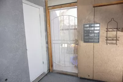 1016 Lombardy Dr, Modesto, CA 95351 - Photo 29