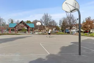 803 Sunrise Dr, Gilroy, CA 95020 - Photo 75