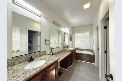 506 Chateau La Salle Dr 506, San Jose, CA 95111 - Photo 11