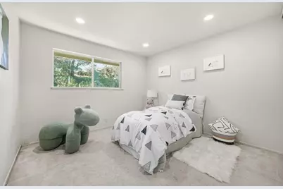 42 Lyonridge Ln, San Mateo, CA 94402 - Photo 19