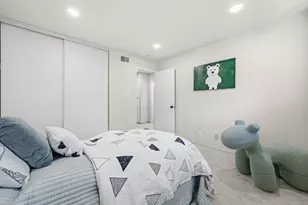 42 Lyonridge Ln, San Mateo, CA 94402 - Photo 19